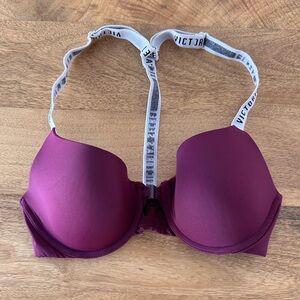 ✨ Victoria’s Secret Front-Close Bra – 32C ✨